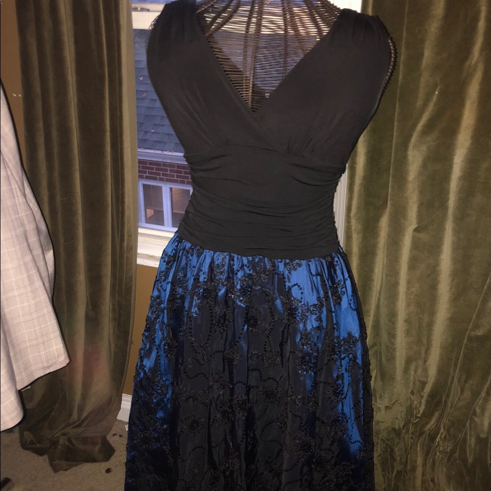 Blue Sequined designed Formal Dress